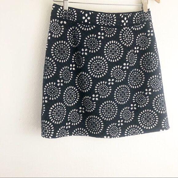 Michael by Michael kors Eyelet-embroidered navy blue Print Skirt size 6 - Picture 2 of 6